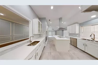 8343 Crystalwood Drive, Dallas, TX 75249 - Photo 5