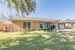 1914 Roosevelt Dr, Pantego, TX 76013 - Photo 3