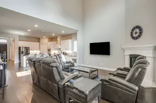 2733 Stadium View Dr, Fort Worth, TX 76118 - Photo 11