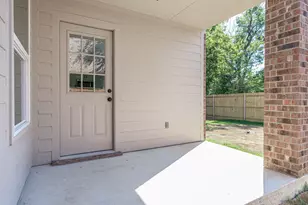 204 Robbins St, Cleburne, TX 76031 - Photo 25