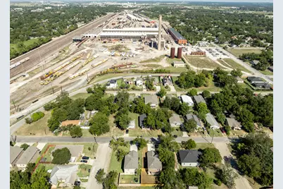 204 Robbins Street, Cleburne, TX 76031 - Photo 31