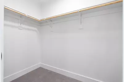 204 Robbins Street, Cleburne, TX 76031 - Photo 19