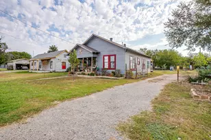 905 6th Ave SE, Mineral Wells, TX 76067 - Photo 3