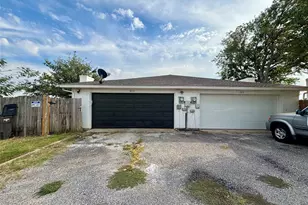 8835 Township Ct, Fort Worth, TX 76179 - Photo 19