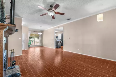 104 Carriage Hill Court, Weatherford, TX 76087 - Photo 9