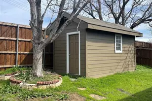 2337 White Pine Dr, Little Elm, TX 75068 - Photo 11