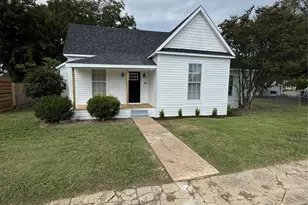 306 N College St, Howe, TX 75459 - Photo 15