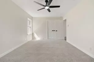 729 Finland St, Grand Prairie, TX 75050 - Photo 19