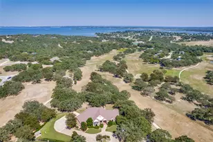 221 Hart Ct, Runaway Bay, TX 76426 - Photo 27