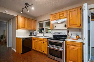 808 Walters, Frankston, TX 75763 - Photo 9