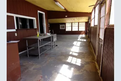 806 North High, San Saba, TX 76877 - Photo 7