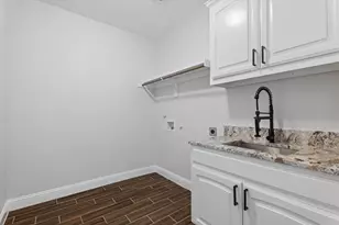 3511 J E Woody Rd, Springtown, TX 76082 - Photo 13