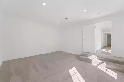 8724 Dunlap Drive, Dallas, TX 75217 - Photo 13