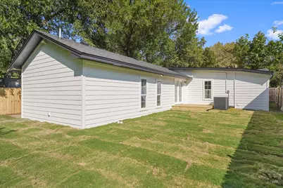 8724 Dunlap Drive, Dallas, TX 75217 - Photo 23