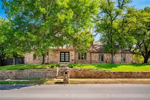 2244 Hurstview Dr, Hurst, TX 76054 - Photo 3