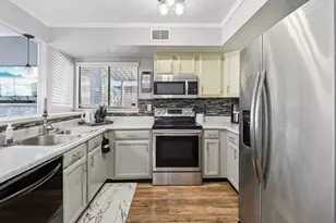 2446 E Timberview Ln, Arlington, TX 76014 - Photo 13