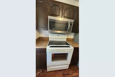 520 Sweetbriar Drive, Lewisville, TX 75067 - Photo 5