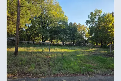 1907 Shiloh, Paris, TX 75460 - Photo 1