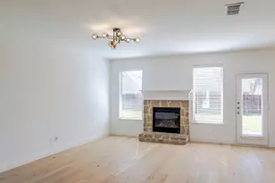 1700 Meadow Trail Ln, Aubrey, TX 76227 - Photo 7