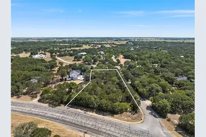 2764 Garrett Lane, China Spring, TX 76633 - Photo 3