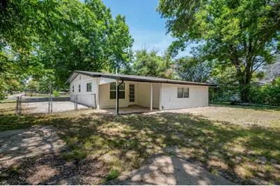 409 E 2nd Street, Quinlan, TX 75474 - Photo 25