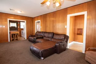 512 N Roberts St, West, TX 76691 - Photo 7