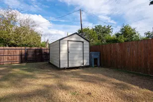 512 N Roberts St, West, TX 76691 - Photo 33