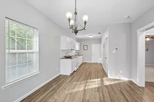 717 E Davis Ave, Fort Worth, TX 76104 - Photo 7