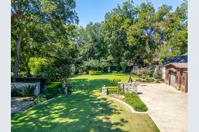 306 Prairie Avenue, Cleburne, TX 76033 - Photo 39