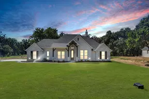 1012 Arbor Vista Dr, Azle, TX 76020 - Photo 1