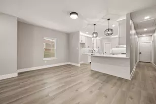 3329 Hemphill St, Fort Worth, TX 76110 - Photo 7