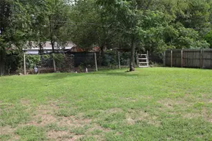 14001 Horseshoe Trail, Balch Springs, TX 75180 - Photo 15