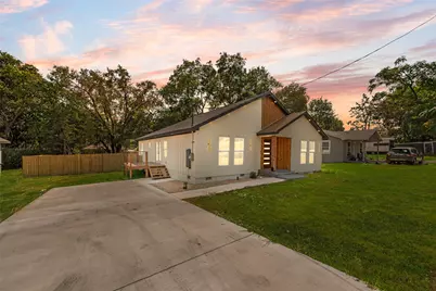 2418 Lyola Street, Dallas, TX 75241 - Photo 9