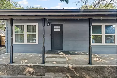 308 Poindexter Avenue, Cleburne, TX 76033 - Photo 3