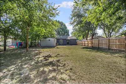 308 Poindexter Avenue, Cleburne, TX 76033 - Photo 19