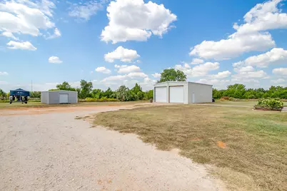 2900 County Road 425, Cleburne, TX 76031 - Photo 5