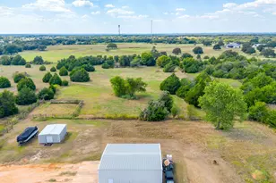 2900 County Rd 425, Cleburne, TX 76031 - Photo 37
