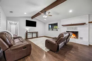 113 Hackberry St, Oak Leaf, TX 75154 - Photo 11