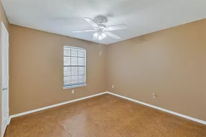 646 Gallant Fox Drive, Dallas, TX 75211 - Photo 17