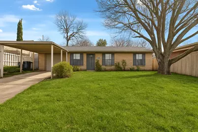 646 Gallant Fox Drive, Dallas, TX 75211 - Photo 3