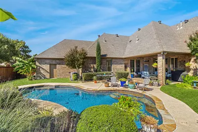 8600 Foxwood Drive, North Richland Hills, TX 76182 - Photo 35