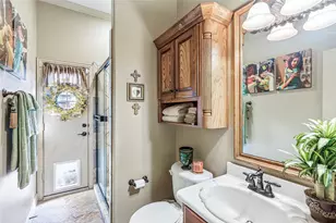 8600 Foxwood Dr, North Richland Hills, TX 76182 - Photo 31