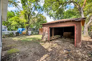 3626 Meyers St, Dallas, TX 75215 - Photo 31