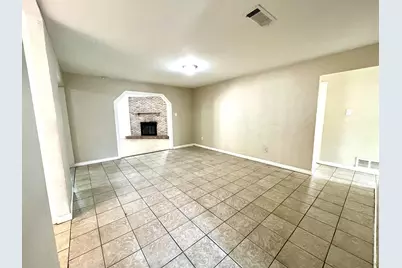 1900 Robinson Street, Irving, TX 75060 - Photo 3