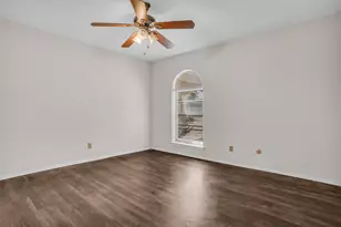 8409 Main St, North Richland Hills, TX 76182 - Photo 9