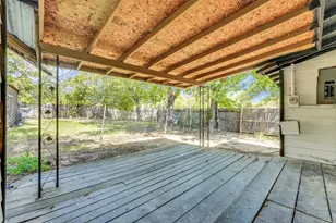 1237 E Terrell Ave, Fort Worth, TX 76104 - Photo 21