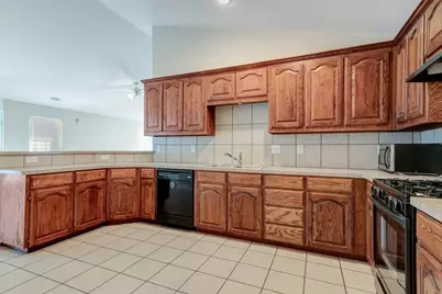 6461 Regina Drive, Fort Worth, TX 76131 - Photo 7
