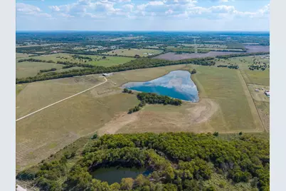 3679 Cr-1089, Celeste, TX 75423 - Photo 23