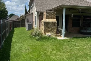 2715 Columbus, Grand Prairie, TX 75054 - Photo 13