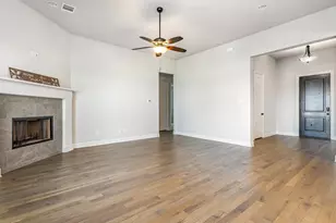 351 Evening Fire Dr, Waxahachie, TX 75167 - Photo 7